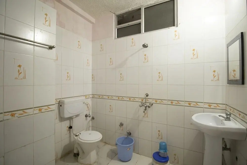 Пачмарай: Vinayak Hotel