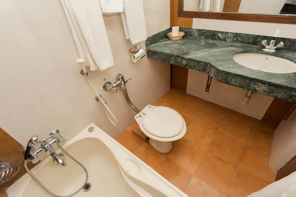 Пури: Goroomgo Hotel UK Palace Puri