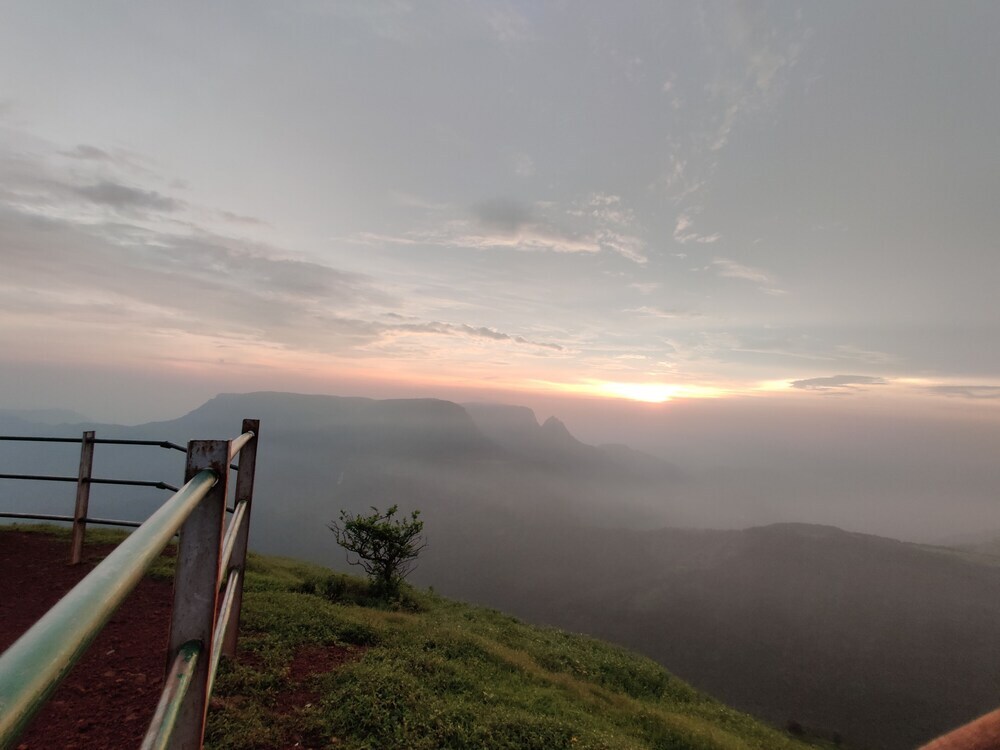 Нерал: Janavi Resort -Matheran