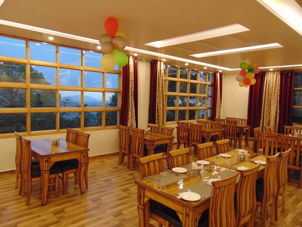 Дармсала: Hotel Dewan Palace Dharamshala
