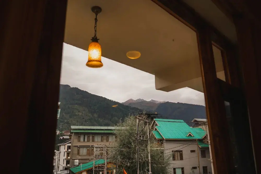 Манали: Hipostel Manali