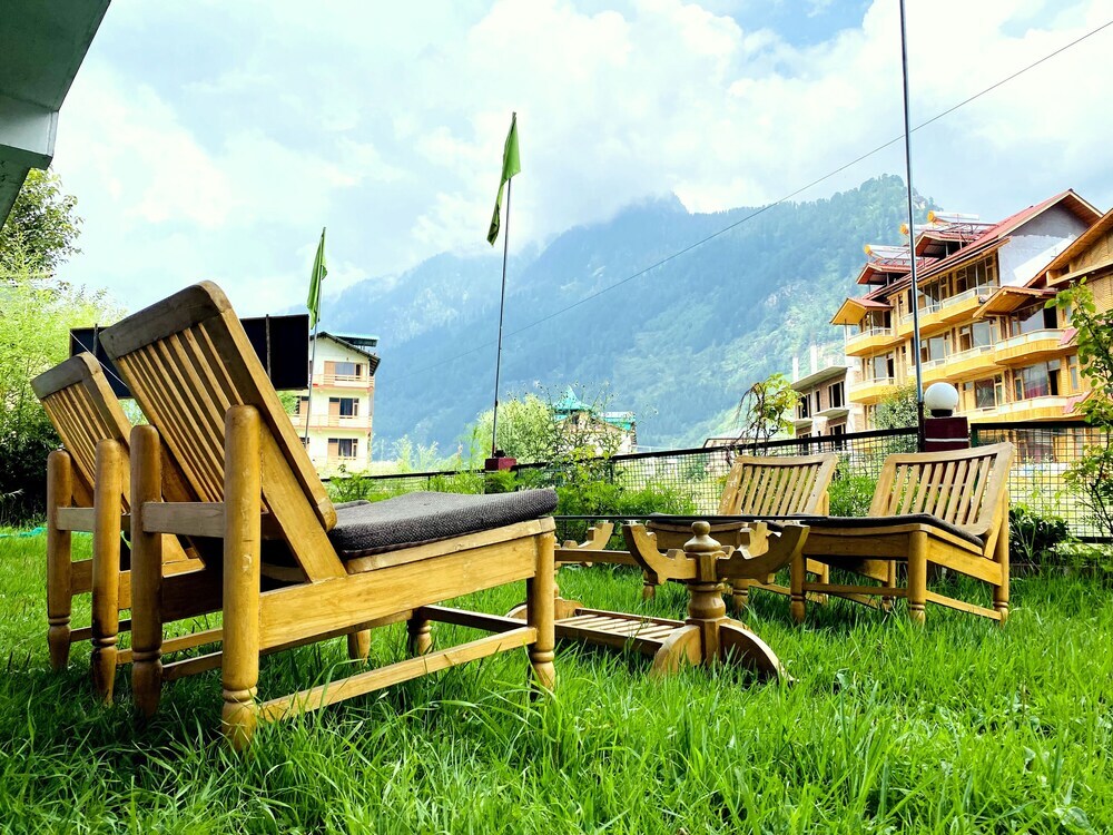 Манали: Hipostel Manali