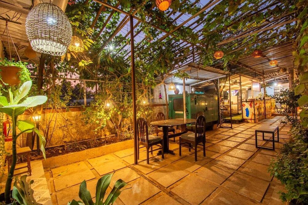 Лонавала: Flora Ecostay