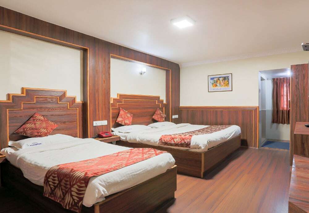 Ути: Hotel Alakapuri
