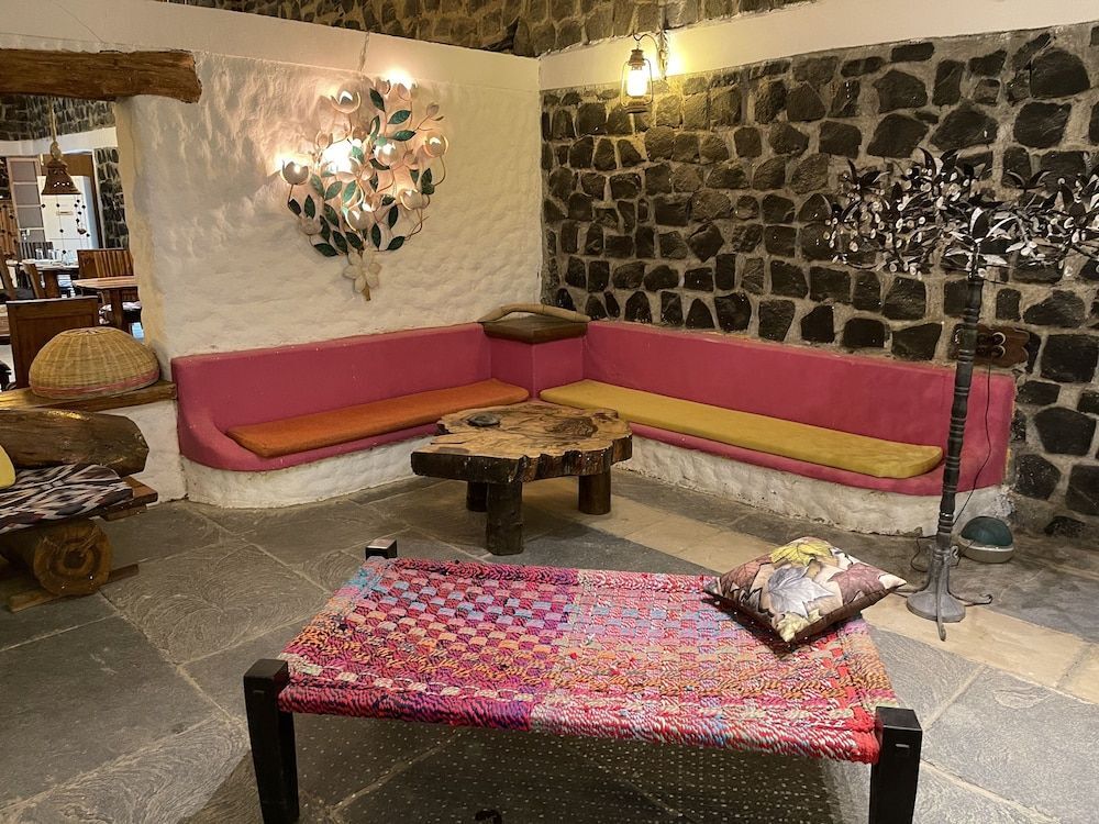 Панпата: Renest Bandhavgarh Meadows