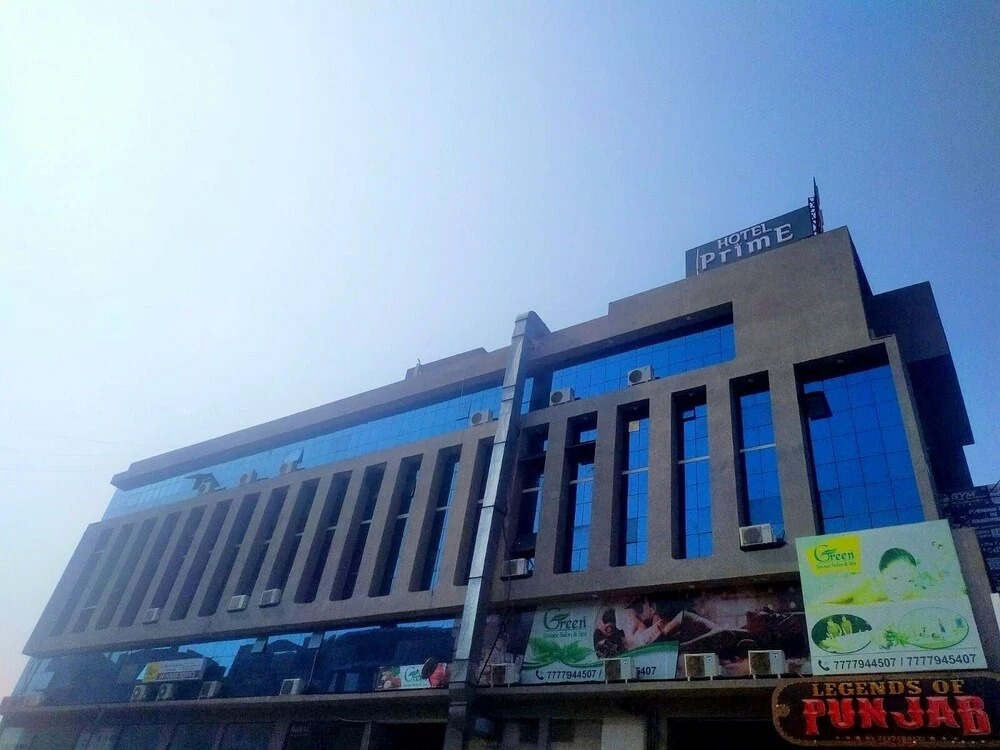 Гандхинагар: Hotel Prime