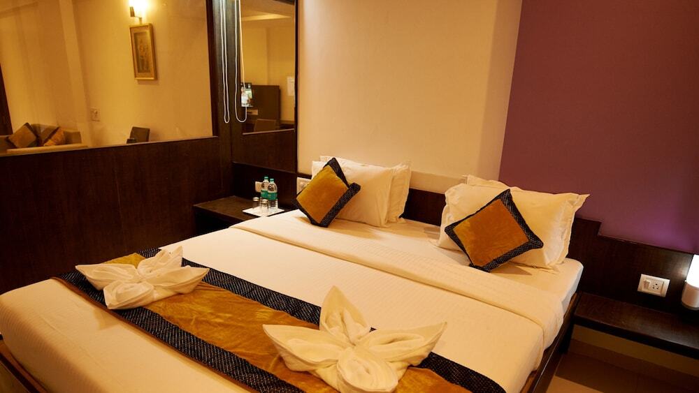 Ширди: Hotel Sai Nisarg