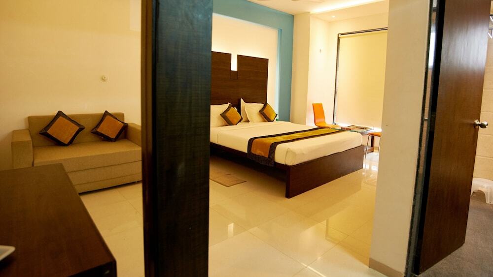 Ширди: Hotel Sai Nisarg