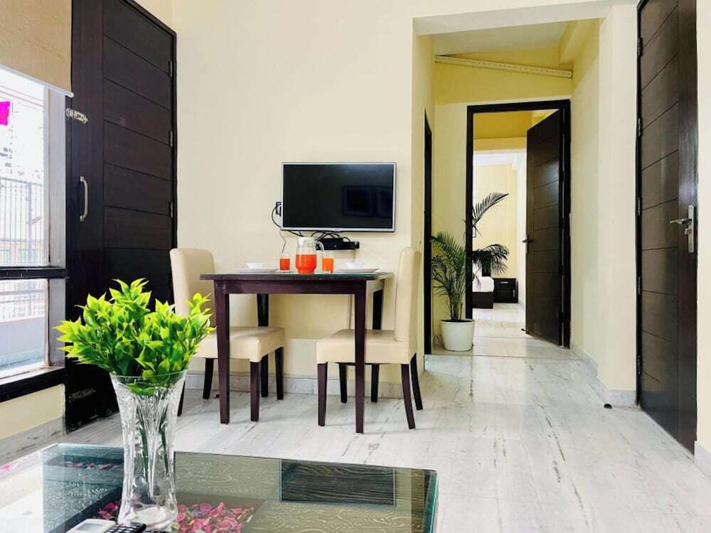 Гуруграм: Olive Service Apartment-Golf Course Road