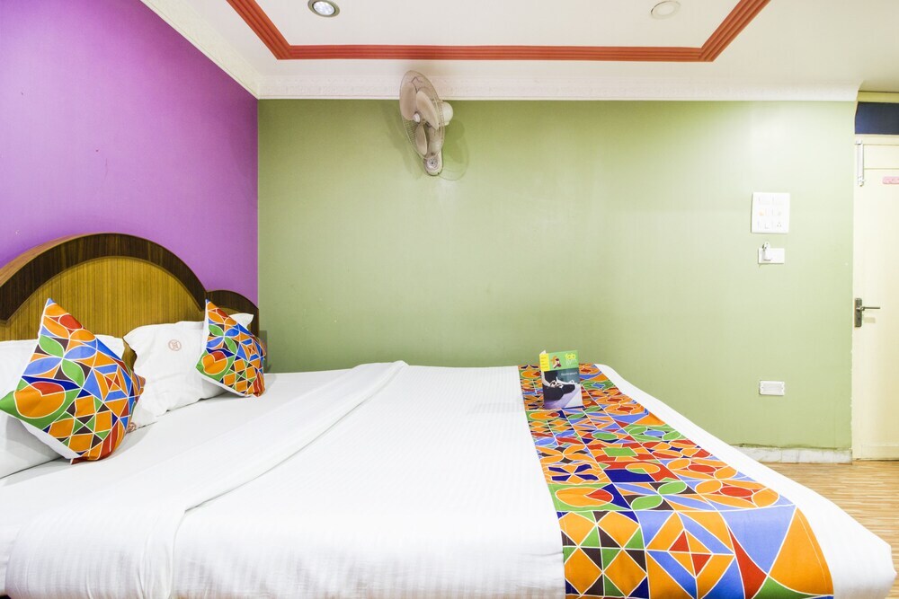 Патна: Goroomgo Mundrika Deluxe Patna