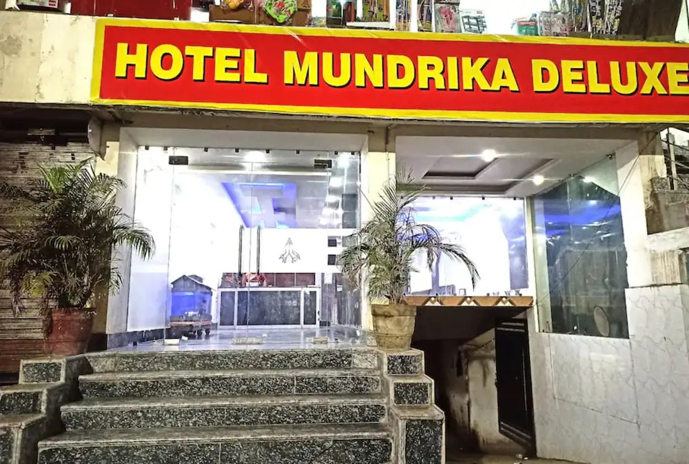 Патна: Goroomgo Mundrika Deluxe Patna