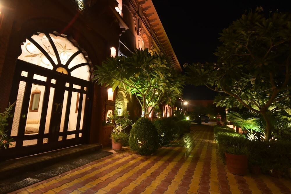 Биканер: Hotel Sagar Niwas