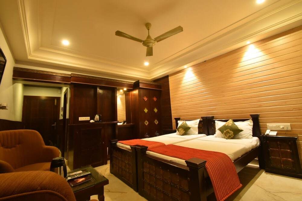 Биканер: Hotel Sagar Niwas