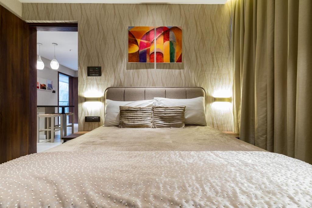 Пуна: AR Suites Jewels Royale