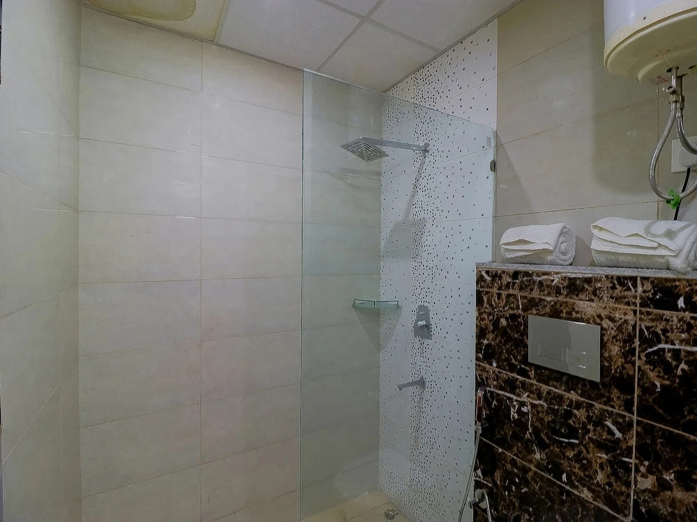 Гуруграм: Treebo Rejoice 52 - 3km From Huda City Metro Station