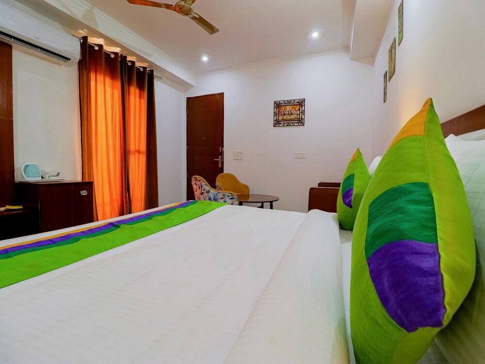 Гуруграм: Treebo Rejoice 52 - 3km From Huda City Metro Station