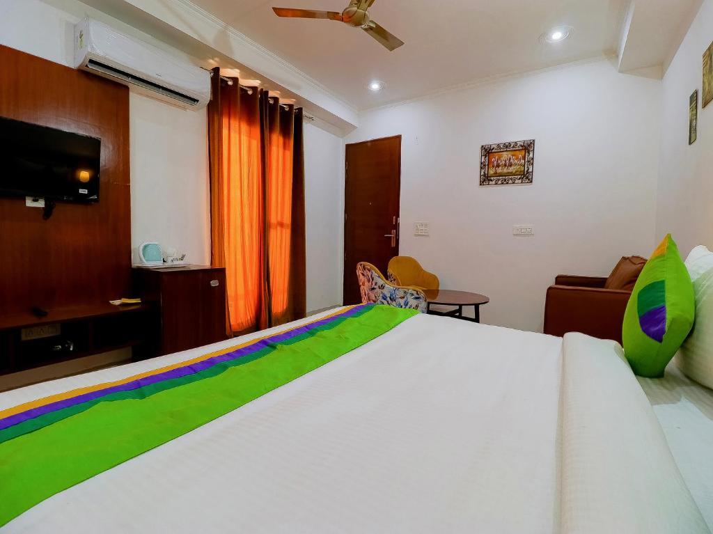Гуруграм: Treebo Rejoice 52 - 3km From Huda City Metro Station