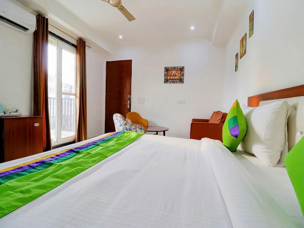 Гуруграм: Treebo Rejoice 52 - 3km From Huda City Metro Station