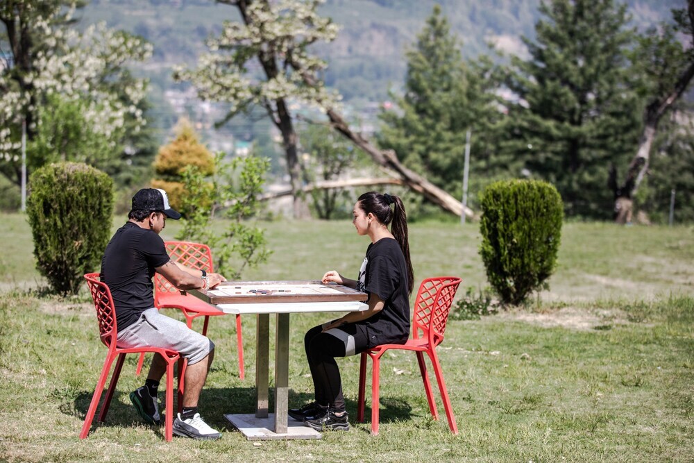 Куллу: Anand Vardhan Resorts