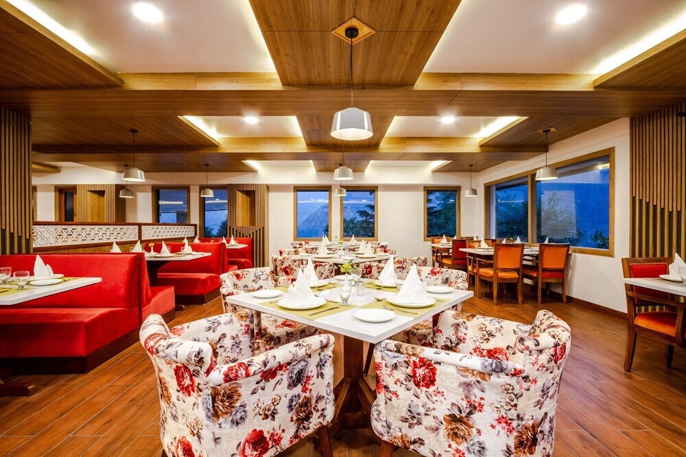 Куллу: Anand Vardhan Resorts