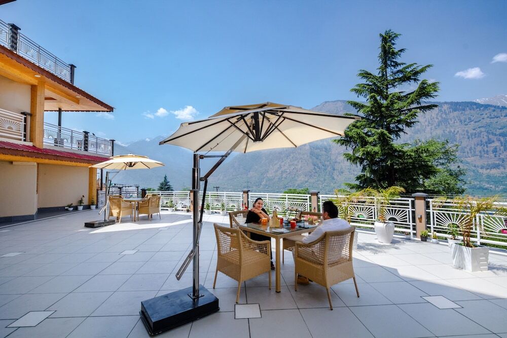 Куллу: Anand Vardhan Resorts
