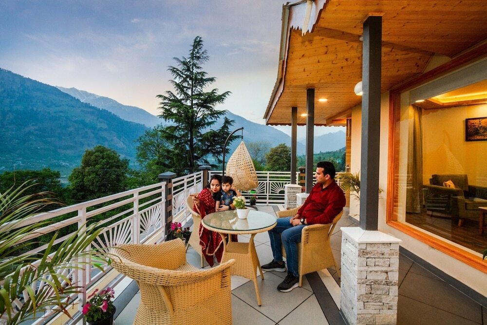Куллу: Anand Vardhan Resorts