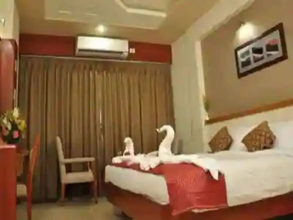 Райпур: Goroomgo Ellora Raipur