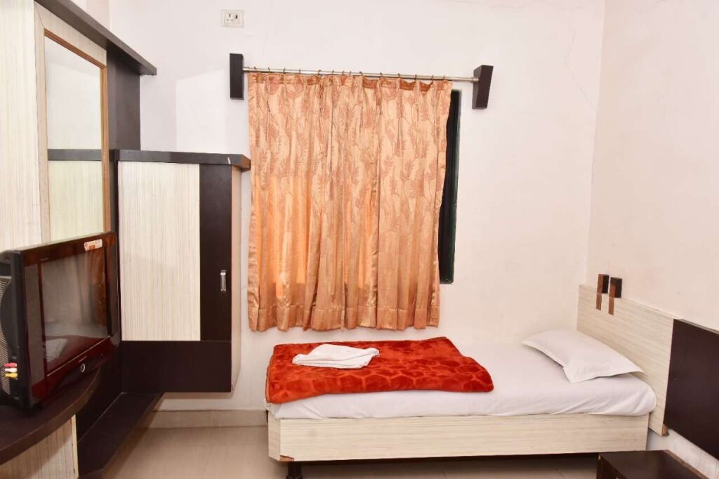 Ширди: Hotel Temple Sai
