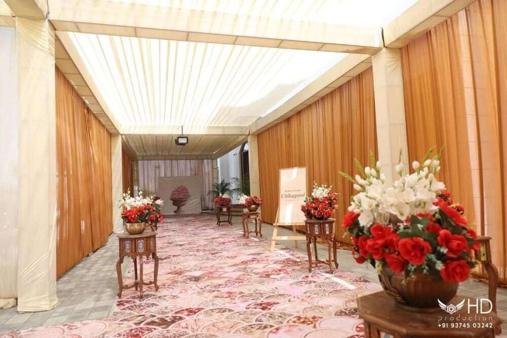 Раджкот: Ratna Vilas Palace