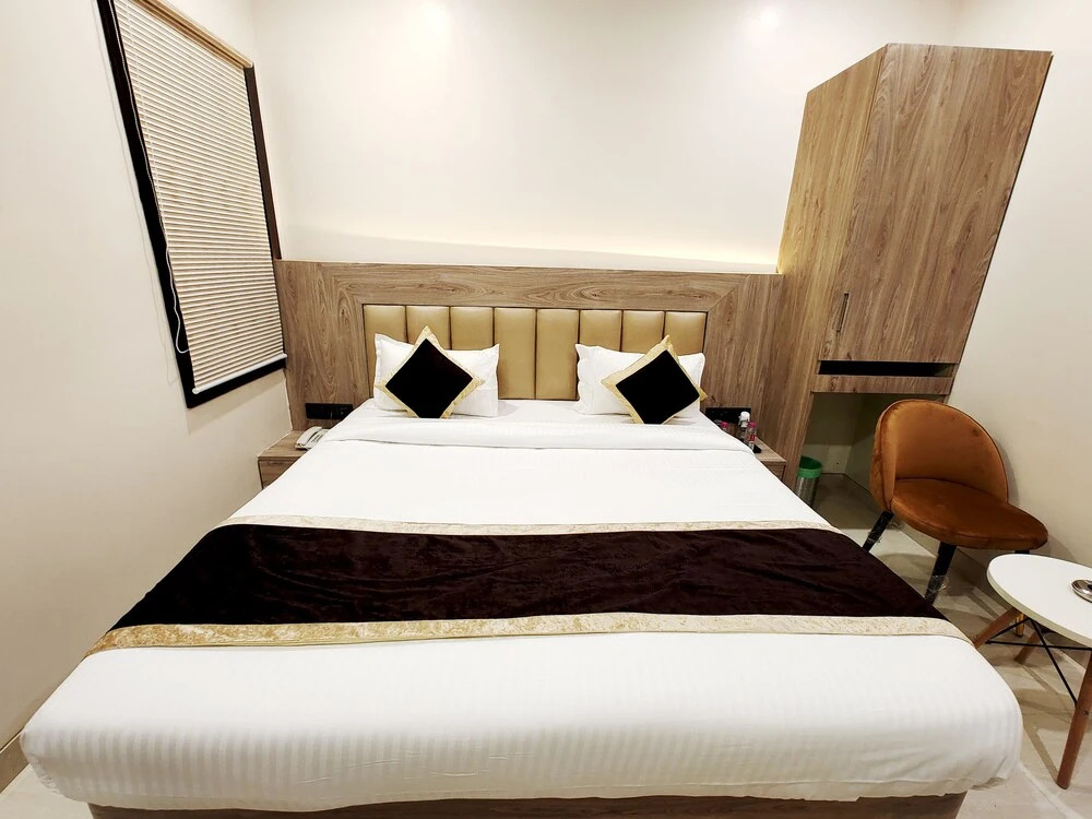 Сатна: Radha Residency by ShriGo Hotels