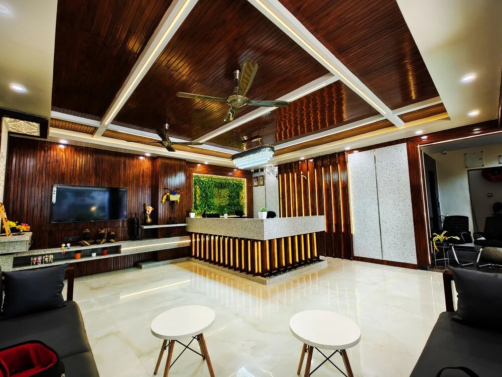 Сатна: Radha Residency by ShriGo Hotels