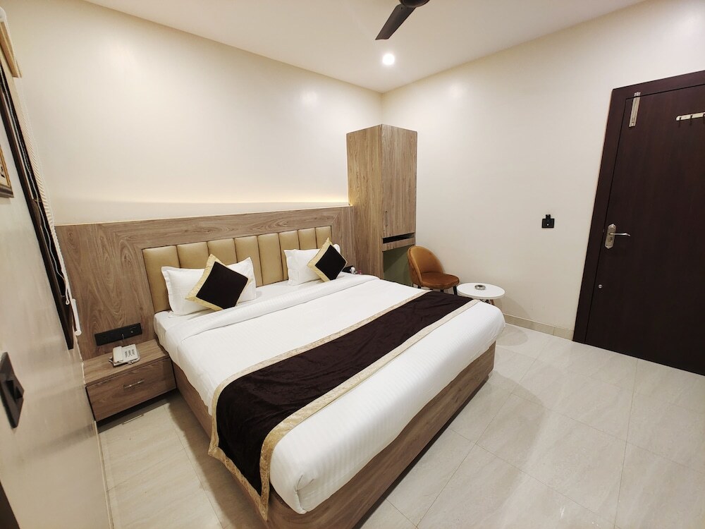 Radha Residency by ShriGo Hotels — фото 5