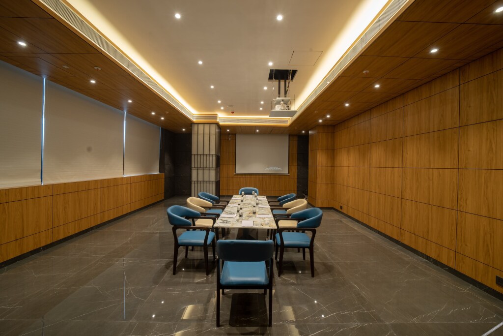Чакан: The Monarch at Chakan MIDC - Pune