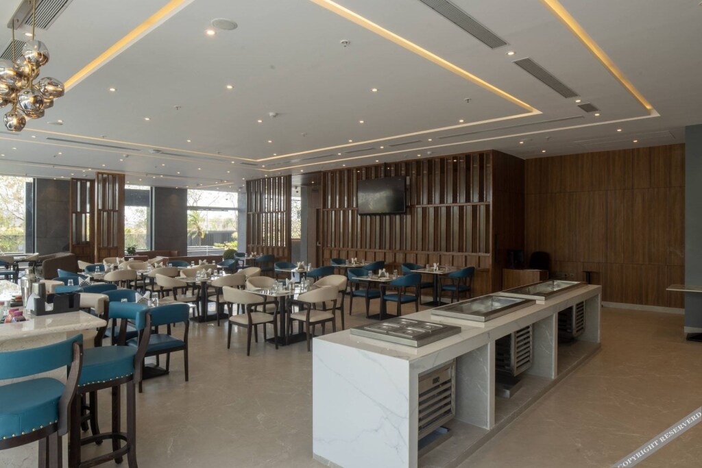Чакан: The Monarch at Chakan MIDC - Pune