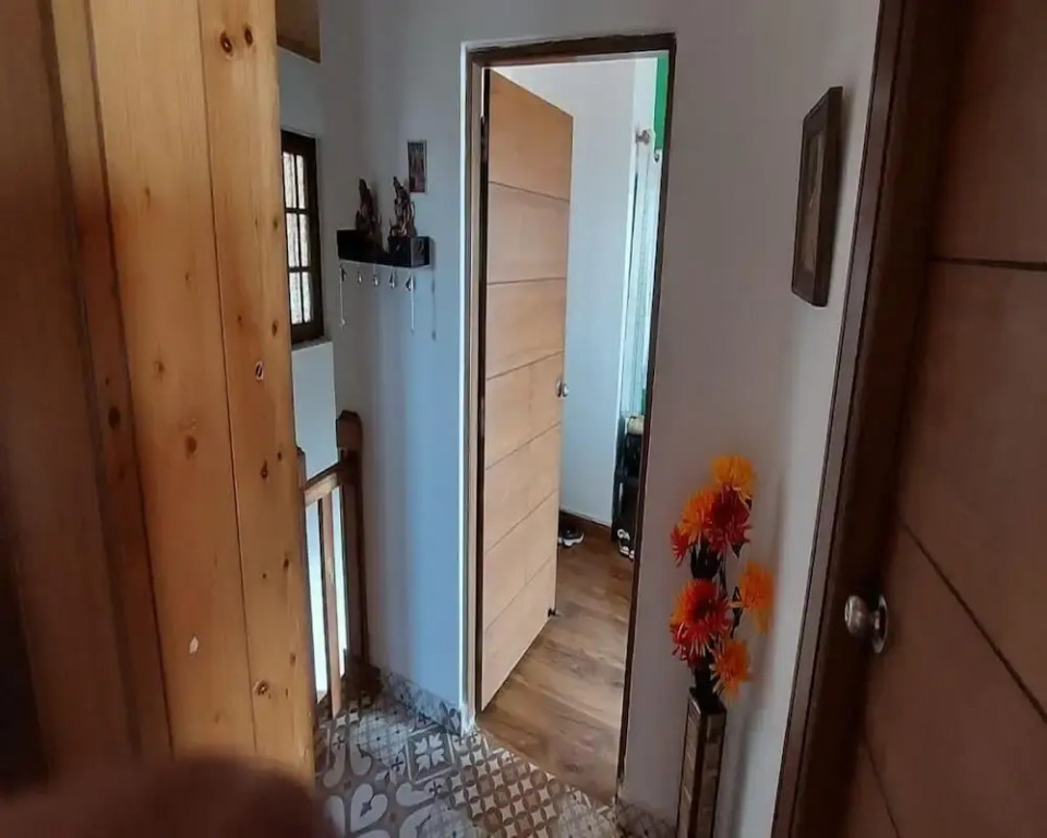 Массури: Veenu's Cottage