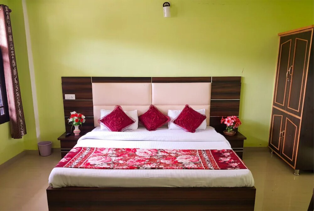 Чамба: Goroomgo Mohan Home Stay  Dalhousie