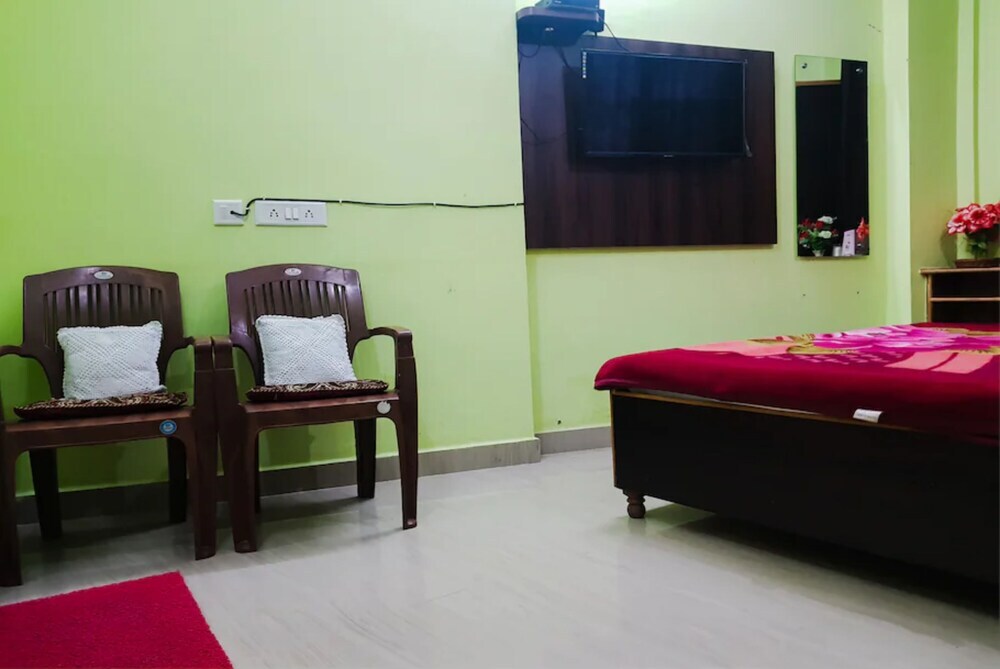 Чамба: Goroomgo Rudra Inn Dalhousie