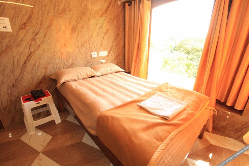 Пудучерри: French Breeze Residency