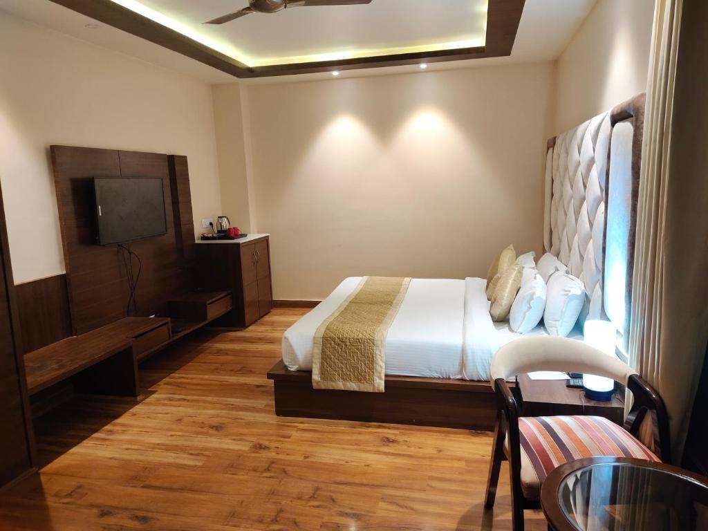 Чамба: Mastiff Hotel Dalhousie