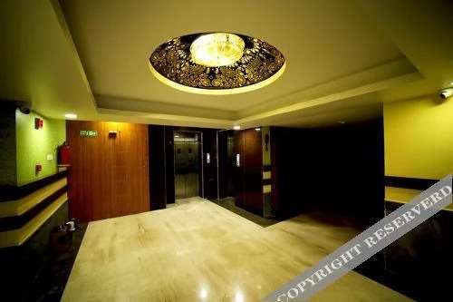 Патна: The Red Velvet Hotel Samarpan