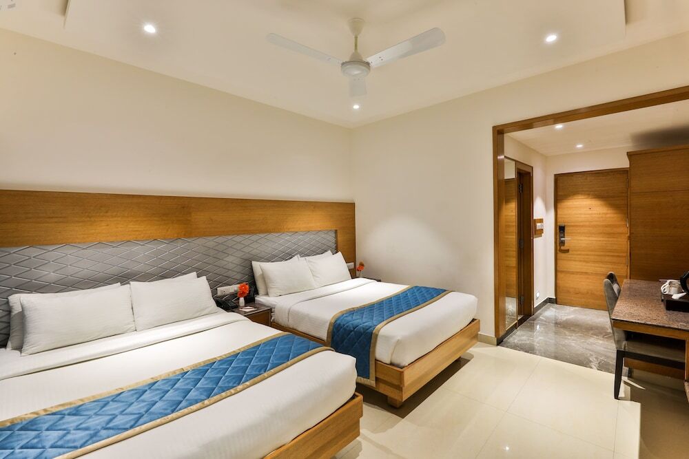 Бангалор: Hotel Vbr Grand Inn