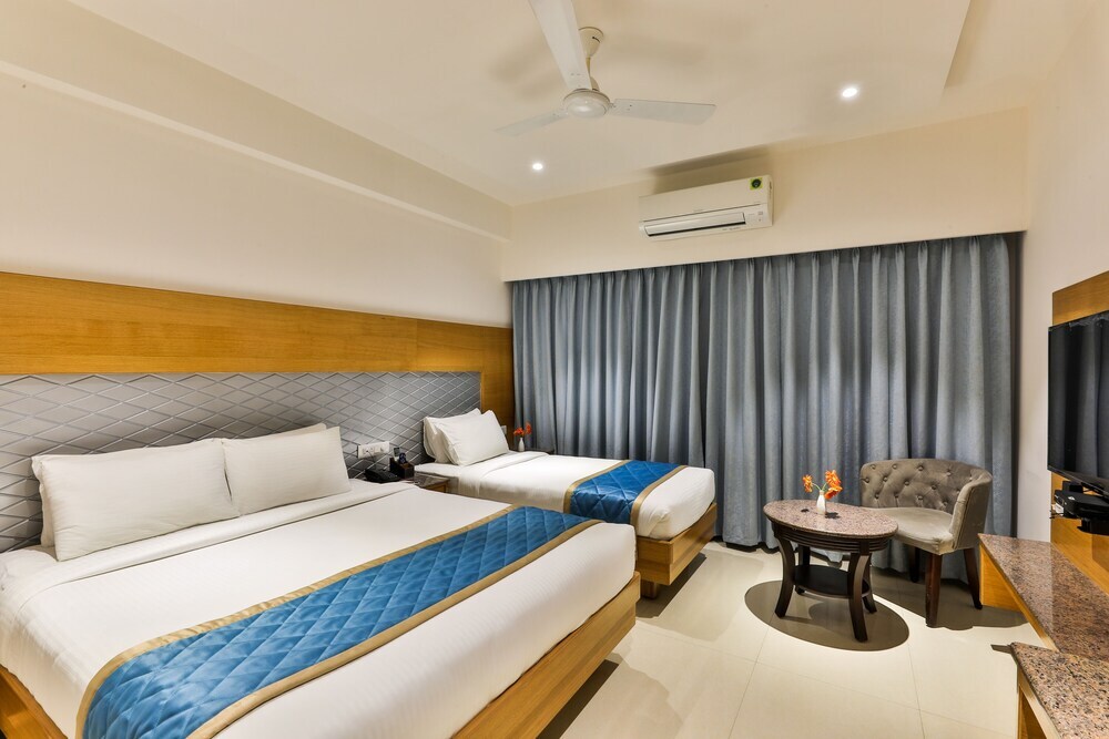 Бангалор: Hotel Vbr Grand Inn