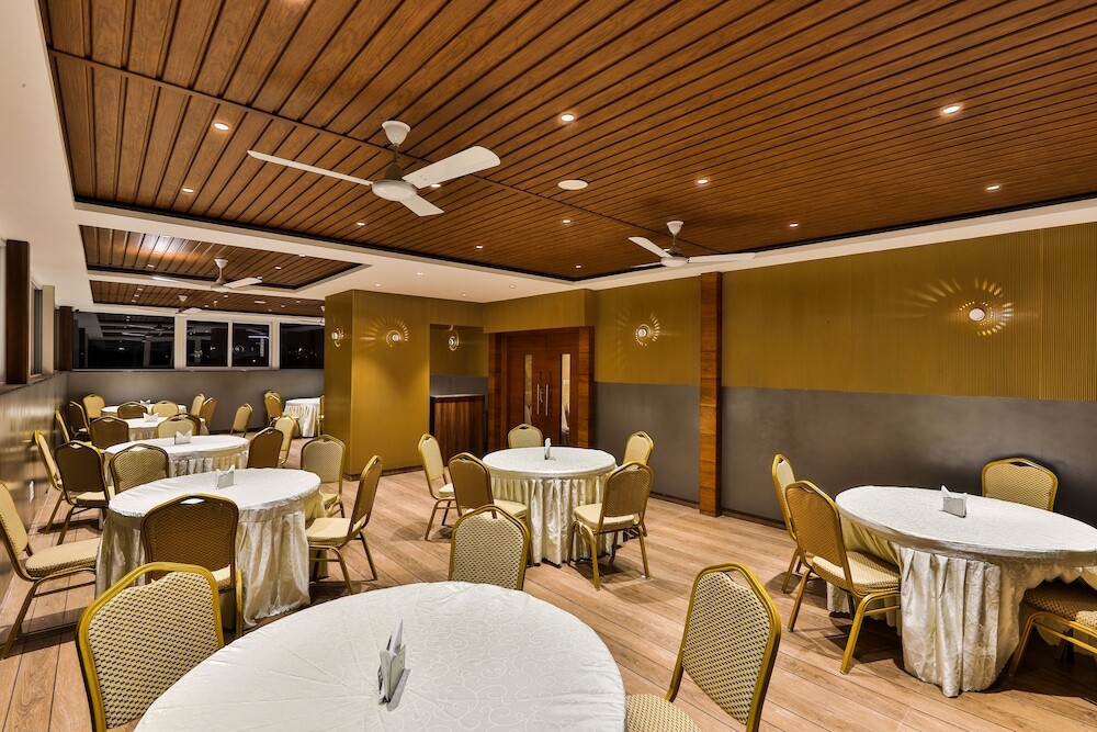 Бангалор: Hotel Vbr Grand Inn