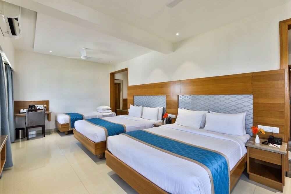 Бангалор: Hotel Vbr Grand Inn