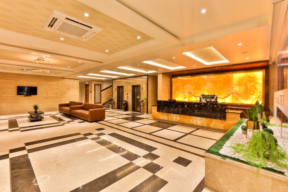Бангалор: Hotel Vbr Grand Inn