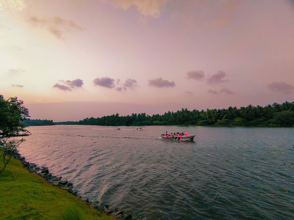 Пудучерри: Lagoon Sarovar Premiere Resort, Pondicherry
