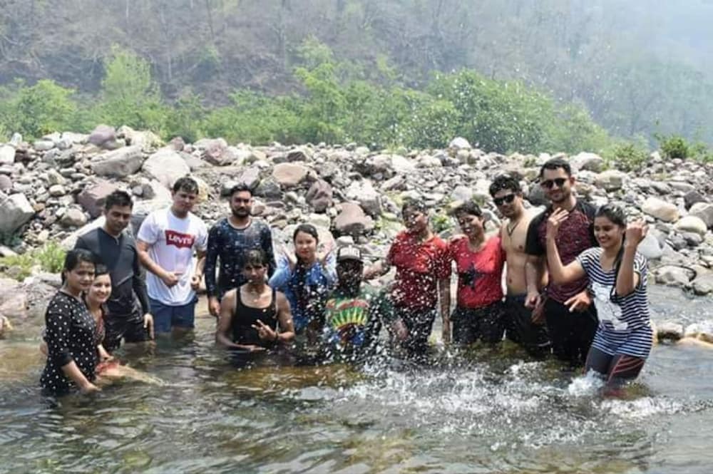 Шивпури: Camp Awara Rishikesh