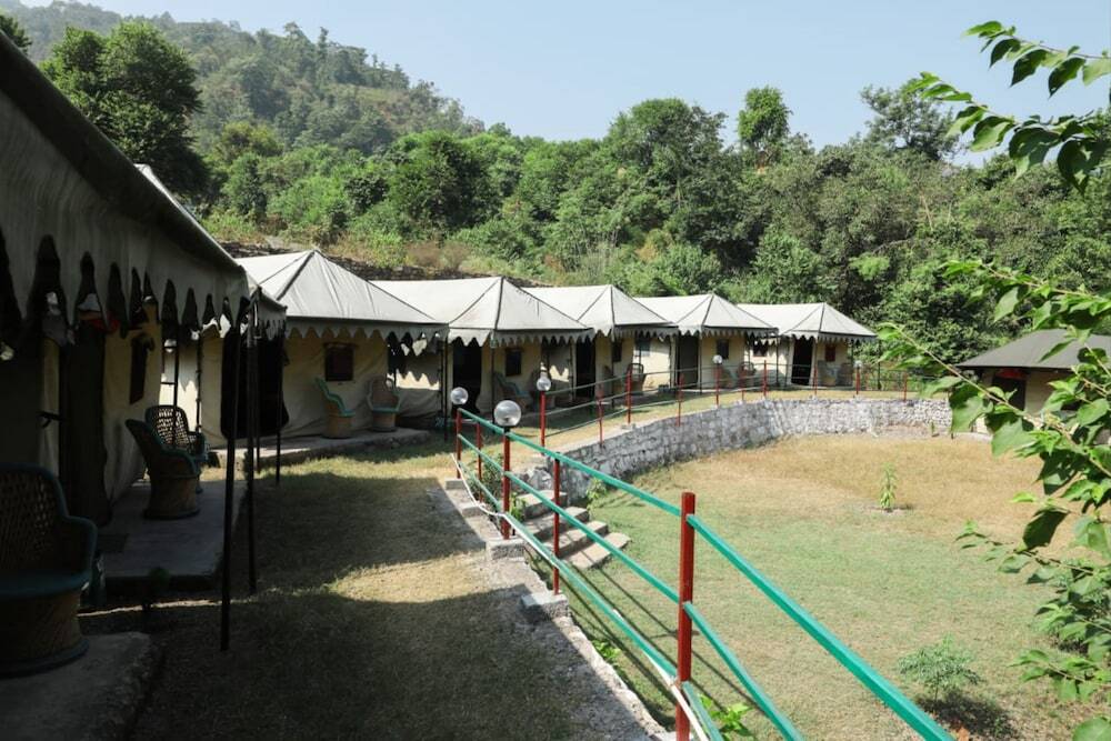 Шивпури: Camp Awara Rishikesh
