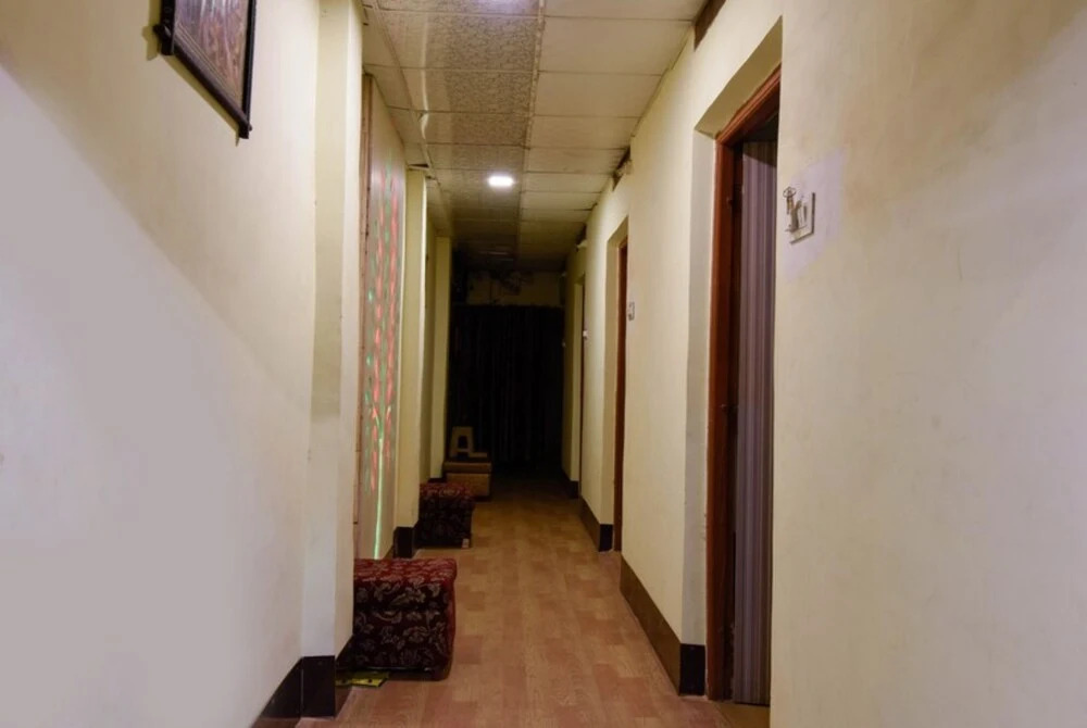 Бедагхат: Goroomgo Mayur Jabalpur