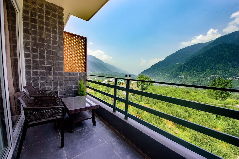 Манали: Naturevilas Sarovar Premiere Manali